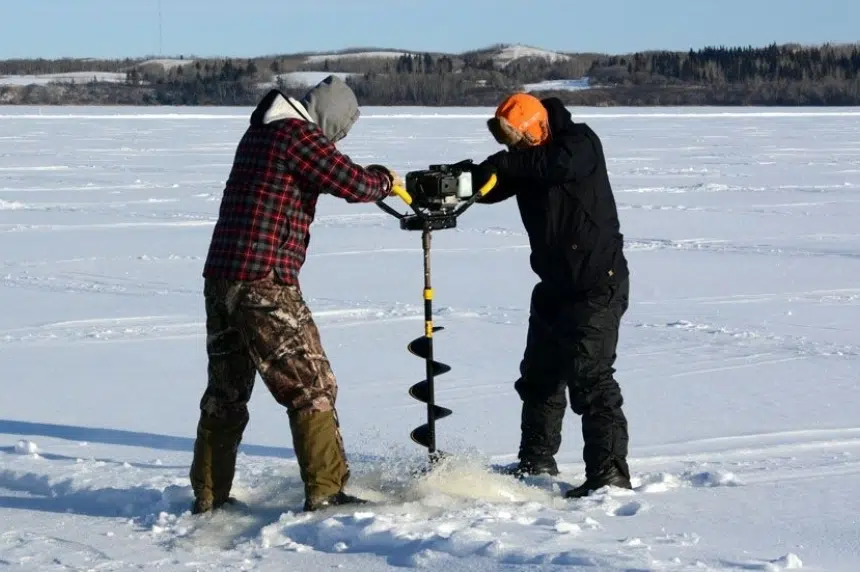 Province warns of ice safety on warm free fishing weekend in Sask.