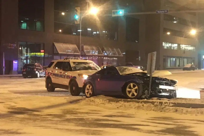 Teen charged after Friday night crash in Regina