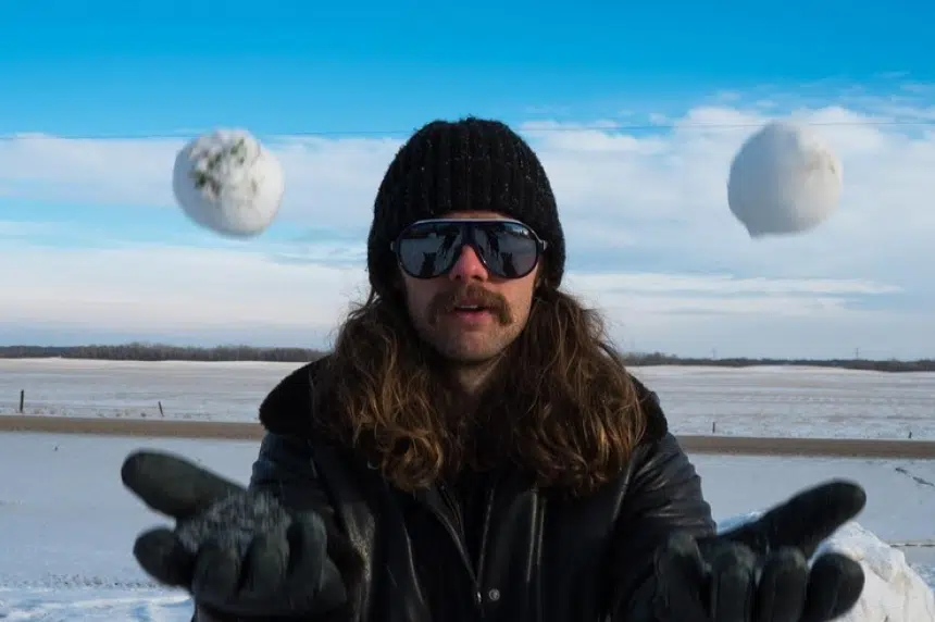 Saskatoon aims to break snowball fight world record