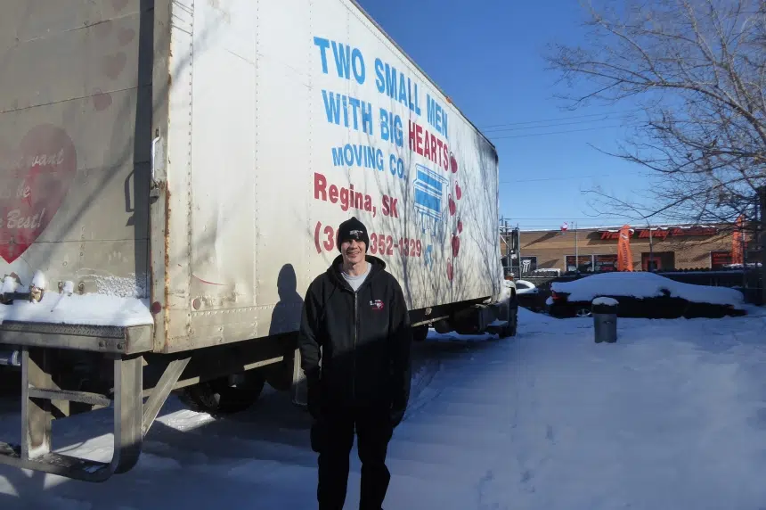 Regina moving company keeps moving on despite frigid temps