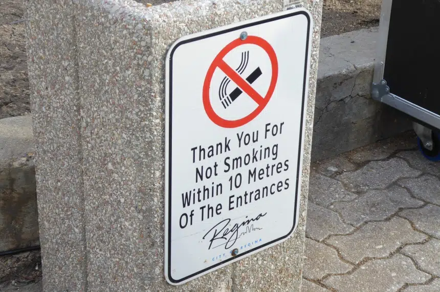 New Regina bylaw to ban smoking, vaping on patios