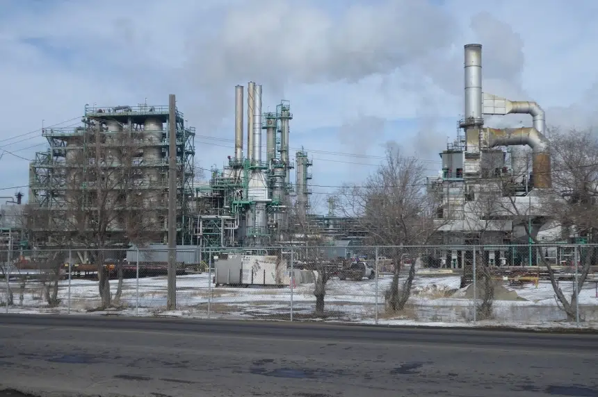 Tentative deal reached at refinery, labour disruption appears to be avoided