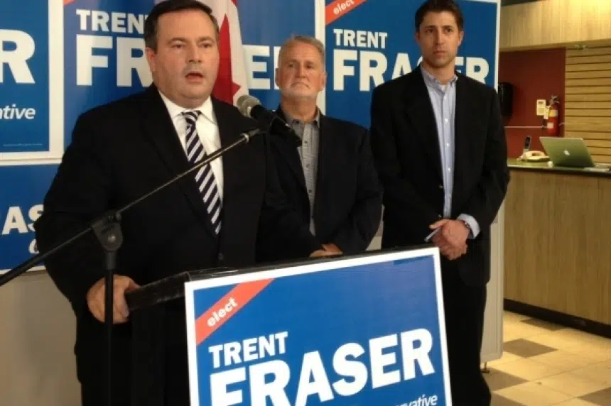 Jason Kenney stops in Regina to announce Conservative plan to expand military special forces