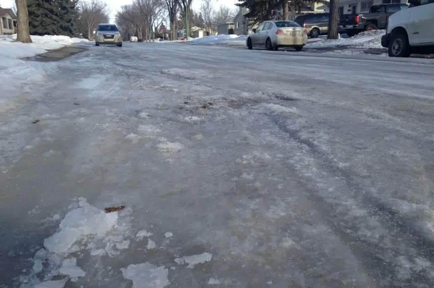 Battling icy roads: Regina to test liquid salt in 2016