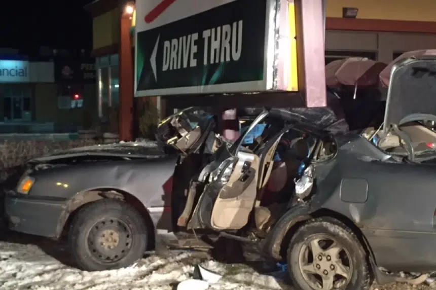 3 sent to hospital after stolen car crashes into sign post: Saskatoon police