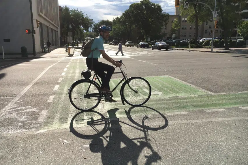 Pedestrian buffer removed from Saskatoon's revised bike bylaw