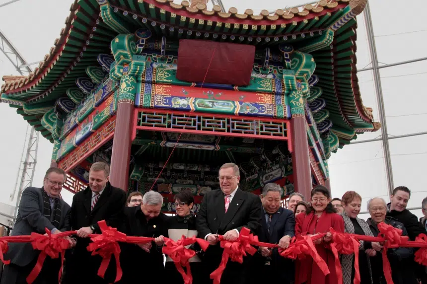 A beautiful Ting; Chinese community unveils new gazebo