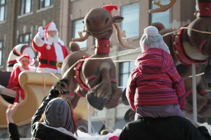 Santa Claus parade gets warm Saskatoon welcome