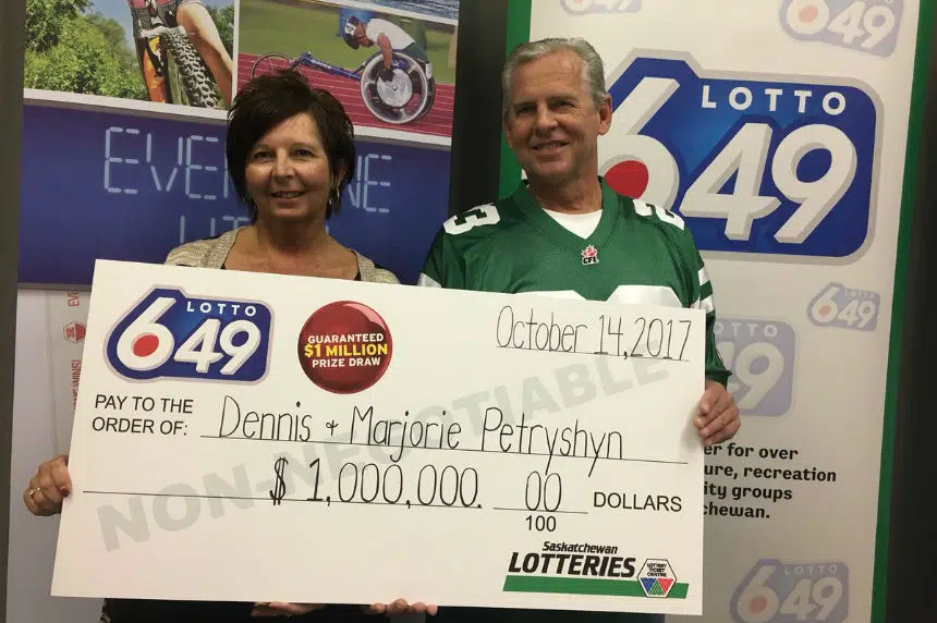 'In disbelief:' Saskatoon couple wins $1M lotto prize