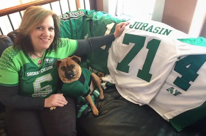 Rider fan cheers on CFL with annual Grey Cup trip 