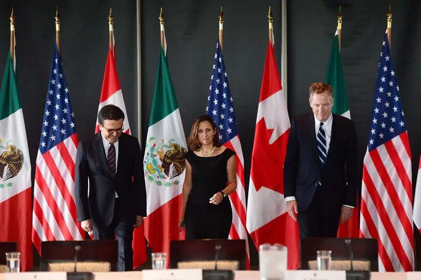 Canada faces angry Americans in pivotal sixth round of NAFTA talks