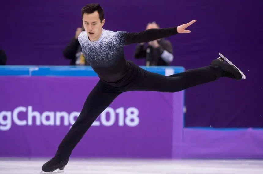 Olympic Roundup: Virtue, Moir lead Canada into opening ceremony; figure skaters start strong