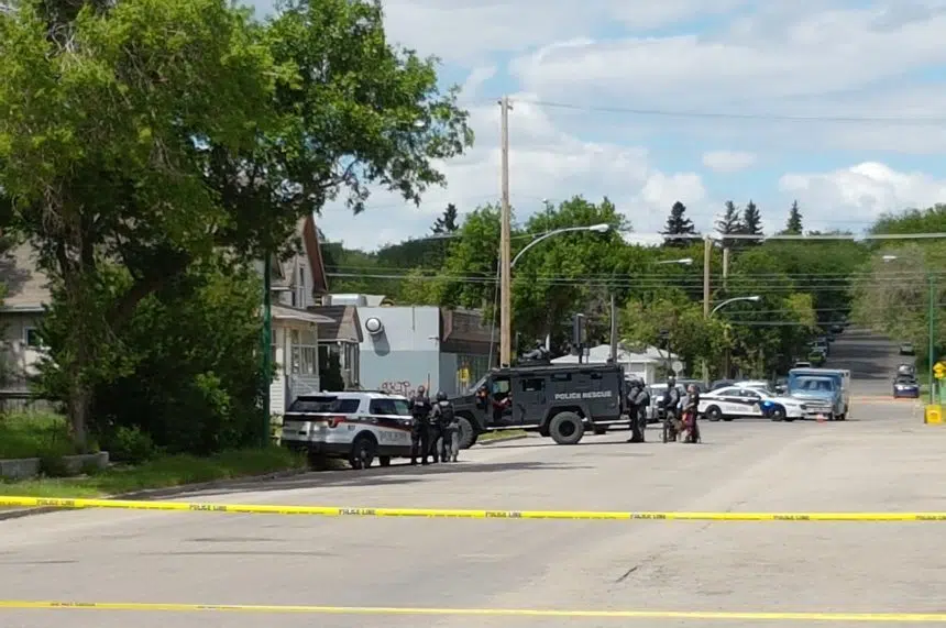 Saskatoon police respond to person barricaded inside residence