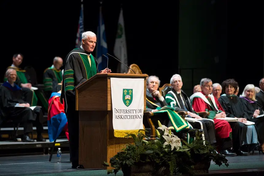 Hockey coach Dave King gets honourary degree from U of S 