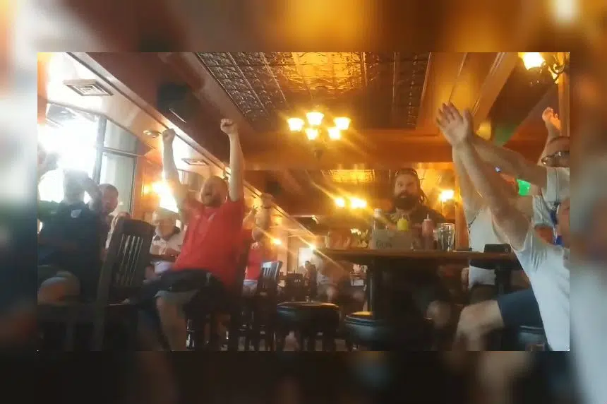 England World Cup fans find belonging in Sask. pub