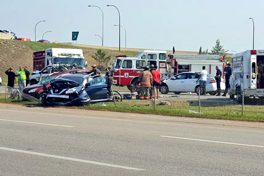 Multi-vehicle collision shuts down northbound Idylwyld Drive
