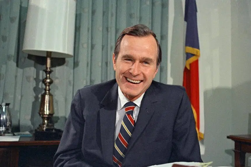 Presidents, others praise former President George H.W. Bush