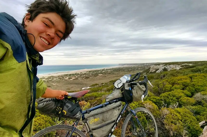 Saskatoon teen youngest to circle the globe on a bicycle