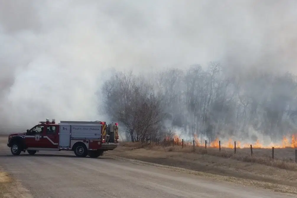 Brush fire rages south of Saskatoon