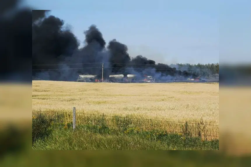 One dead, others injured after fiery crash in southeastern Alberta