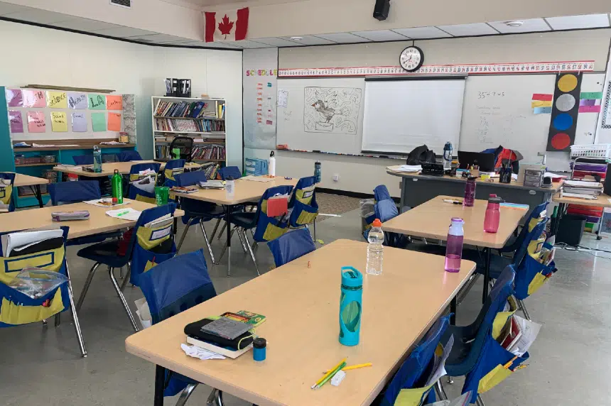 Water leak forces Saskatoon elementary school to close