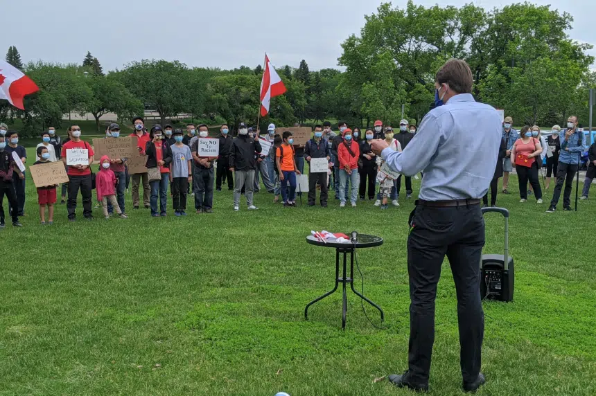 Saskatoon's Chinese community rallies and parades to combat racism