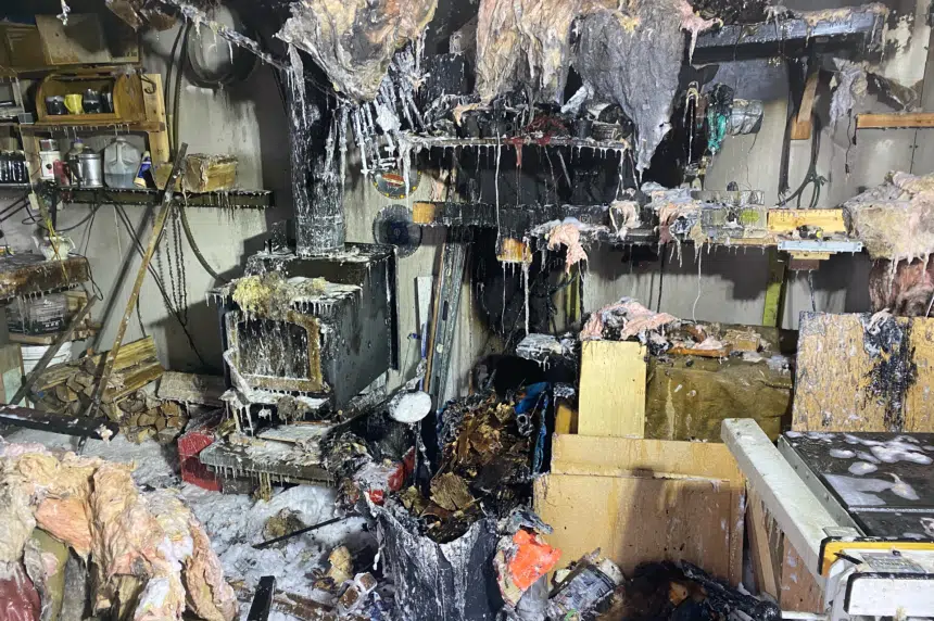 Hot ashes ignite Saskatoon garage fire