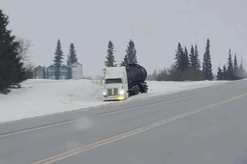 Weather wreaking havoc on roads; wind warnings in place across Saskatchewan