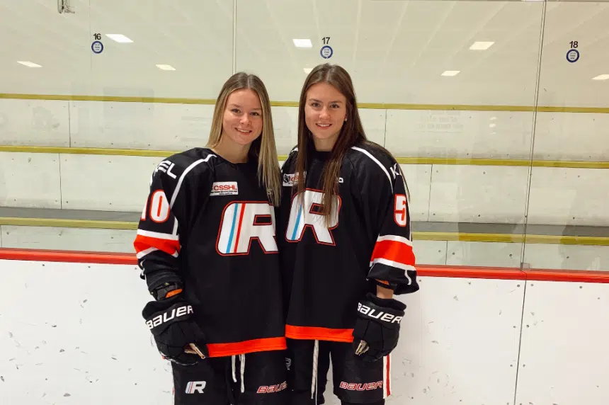Twin Indigenous hockey players look to inspire others with NCAA Division 1 scholarship opportunity