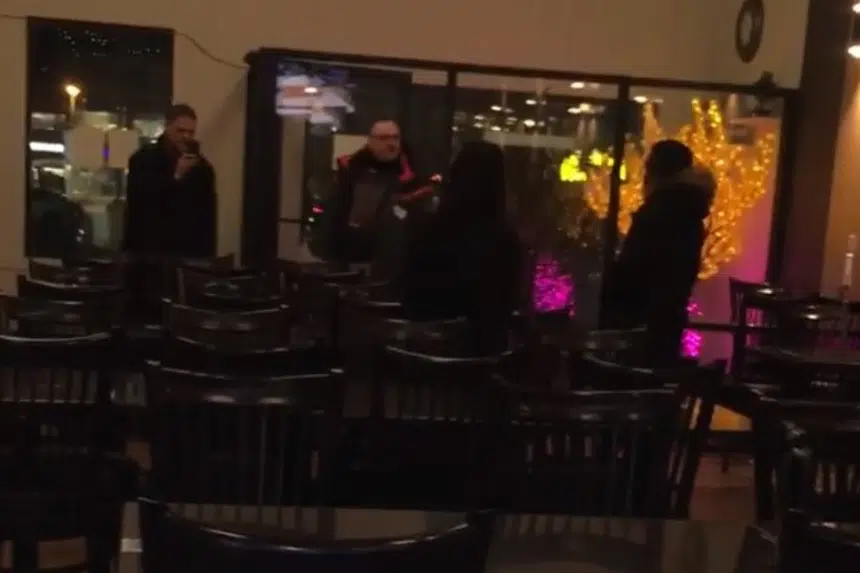Video of man shouting racist insults spurs online support for Saskatoon restaurant