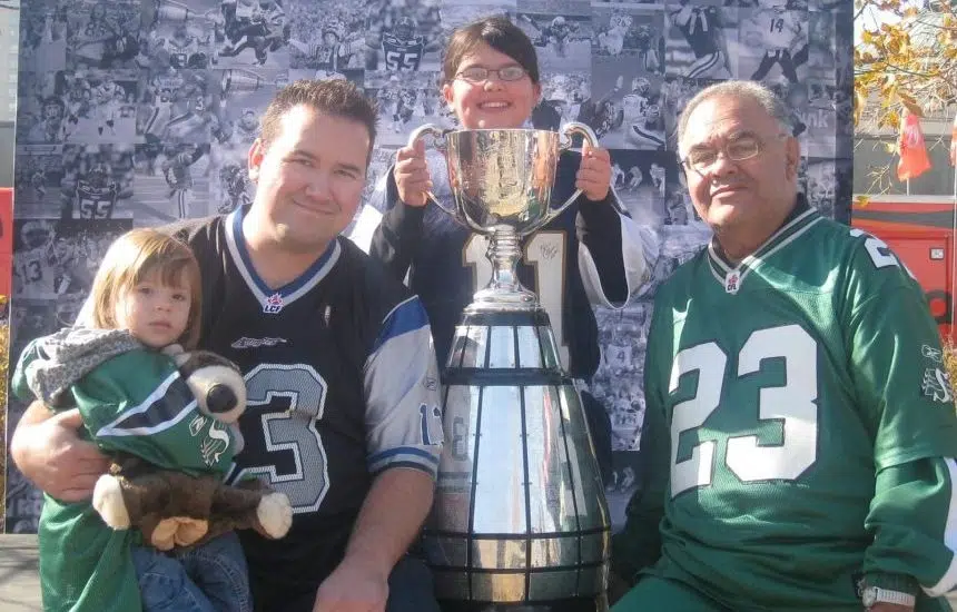 'I'd rather be at a Rider game:' Winnipeg family honours late father, grandfather with trip to Queen City