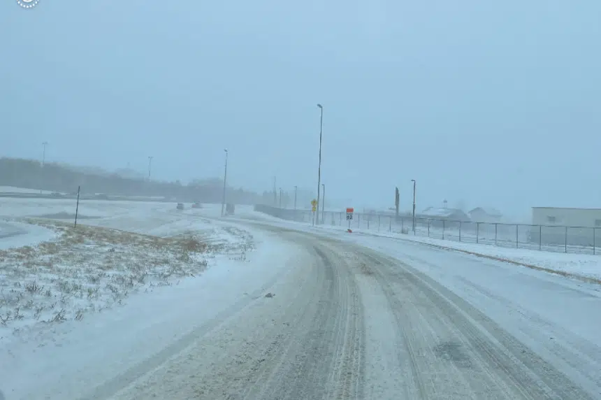 'Skating rink of horrors': Saskatoon drivers vent about icy roads