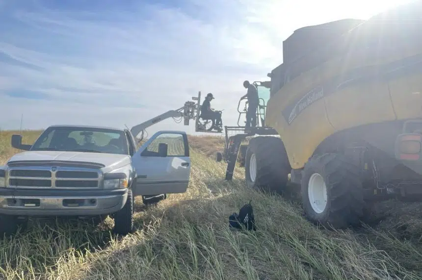Sask. farmer donates accessibility equipment to younger farmer with disability