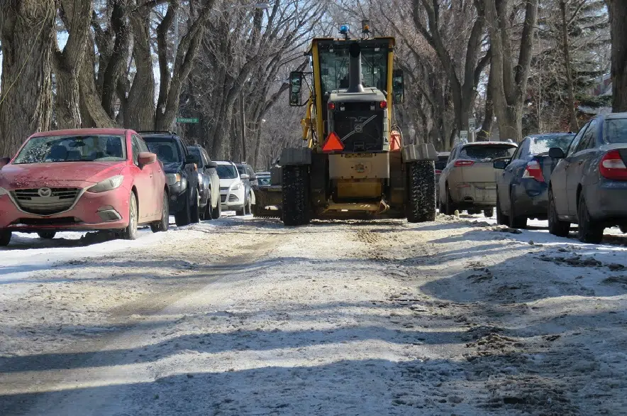 Saskatoon plans city-wide grading and snow removal program
