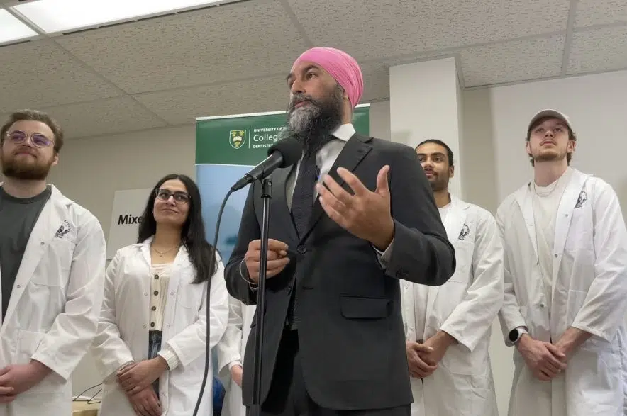 Singh drills down on dental plan during Saskatoon visit