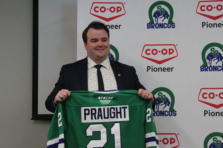 Swift Current Broncos coach Devan Praught suspended after alleged conduct violation