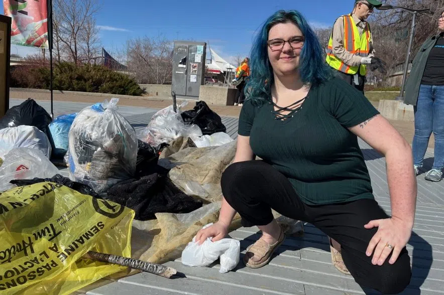 Volunteers clear garbage from Meewasin Valley to mark Earth Day