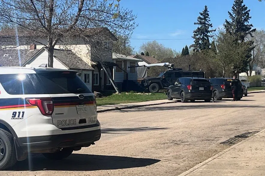 Saskatoon Police respond to domestic dispute after a woman found on roof