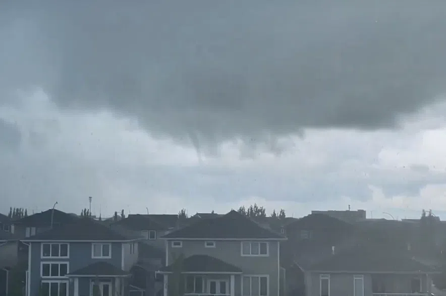 Tornado watches in place for Regina, southeast Sask.