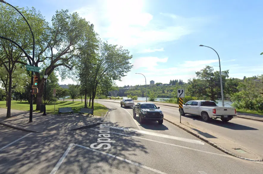 Motorcyclist pronounced dead after crash in downtown Saskatoon
