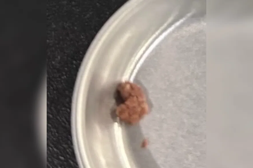 The redish-brown fentanyl contains dangerous levels of the substance. Previous bathes were light pink or dark purple. (Ministry of Health/submitted)