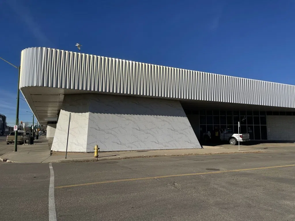 Councilor Robert Pearce expressed his frustrations during a special meeting on Nov. 5, saying how the city is always trying to arrange cold weather centres at the last minute. "I can't help but feel the way we do this is the definition of insanity. We keep doing the same thing every year,” he said. (Marija Robinson/650 CKOM)