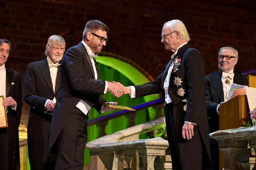 U of S professor and crop breeder receives agriculture award from king of Sweden