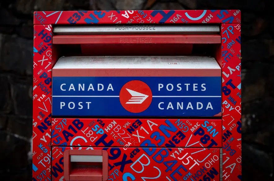 Canada Post gets a $1.01-billion loan amid ongoing financial struggles