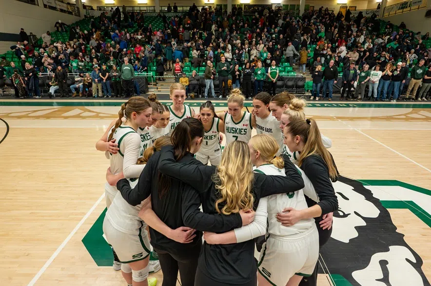 University of Saskatchewan Huskies women's basketball team gathering after their Canada West semi-final loss to the Calgary Dinos on Feb. 21, 2026.