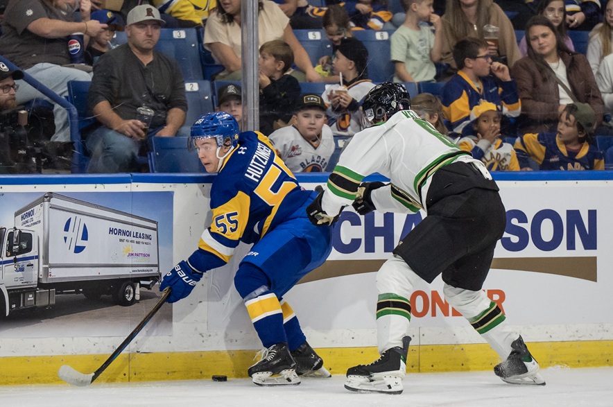 Saskatoon Blades forward Konstantin Hutzinger