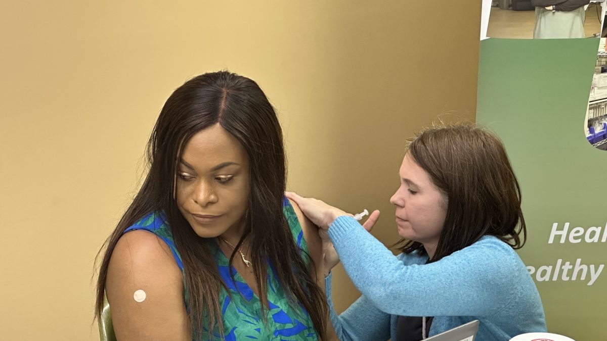 Saskatchewan Opens Fall Flu and COVID-19 Vaccine Campaign as Cases Stay Low