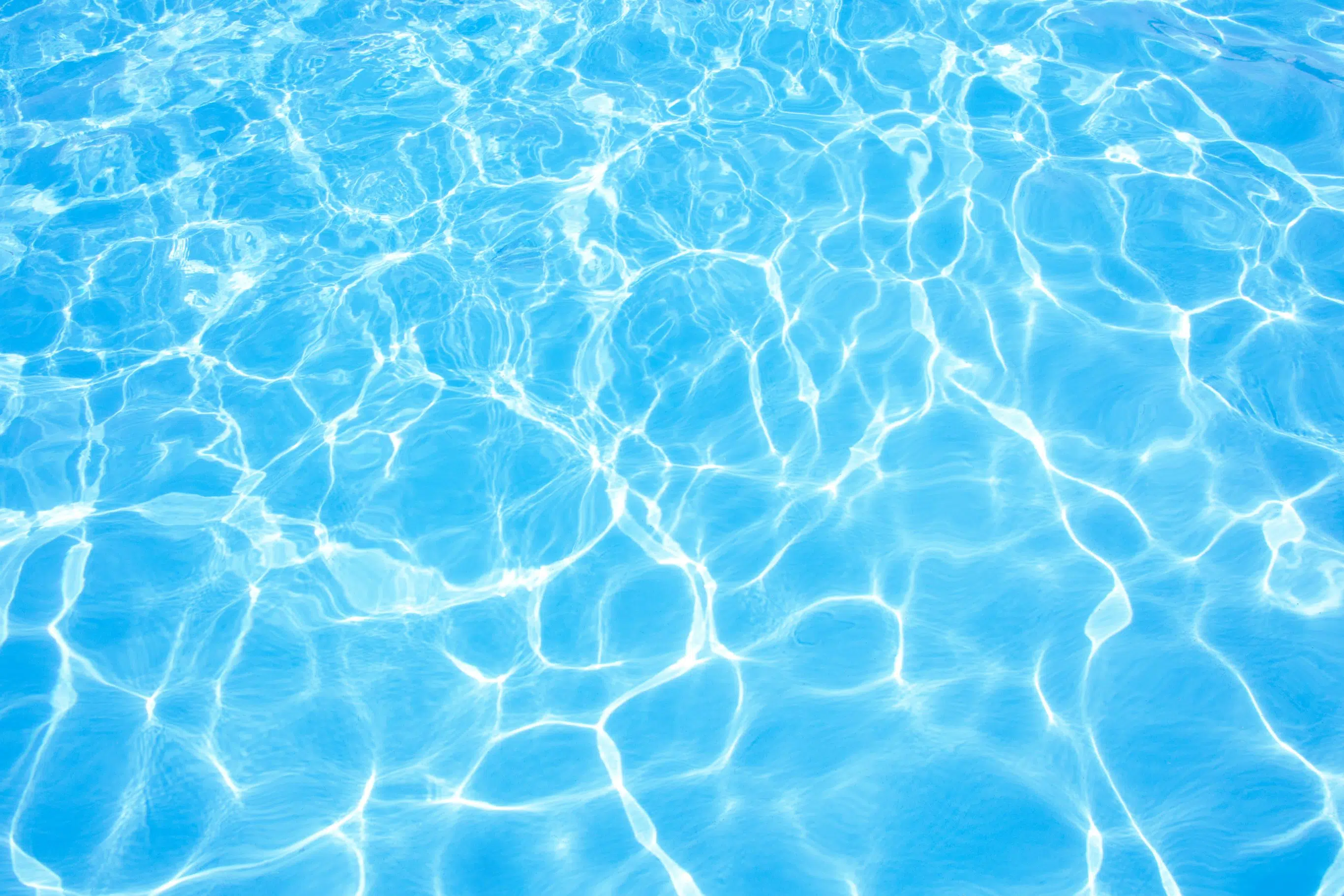 Town of Drayton Valley offering free swimming for evacuees from Edson and Yellowhead County