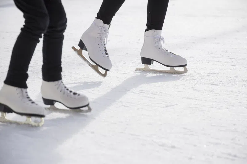 Drayton Valley and Brazeau residents invited to free skate with first responders