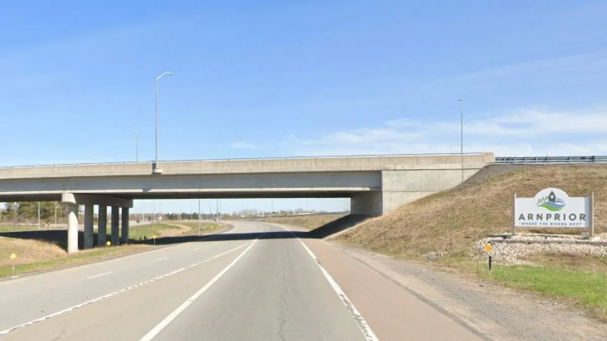 What good in Renfrew ? ROMA meetings confirm construction start date of Hwy . 417 extension